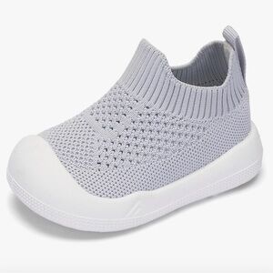 NWOT Boy or Girl Non-Slip Breathable Slippers with Soft Rubber Sole